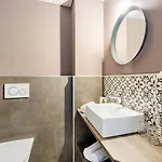 Schider - Boutique 아파트호텔 4*
